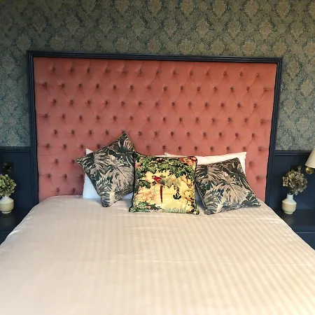 Ξενοδοχείο Creighton Clones