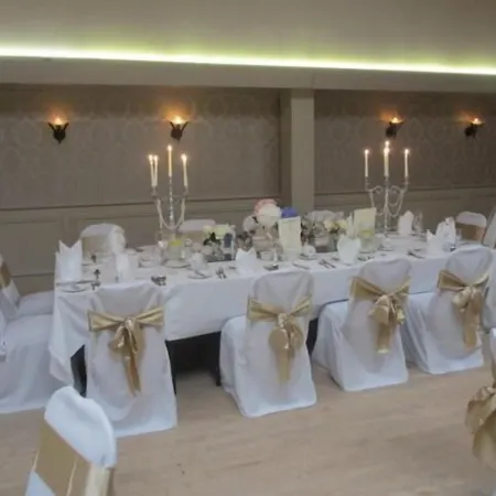 Creighton Ξενοδοχείο 3*