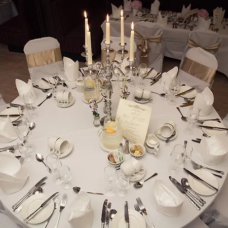 Creighton Hotel 3*