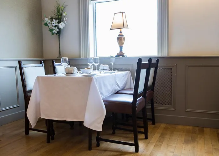 Hotel Creighton Clones