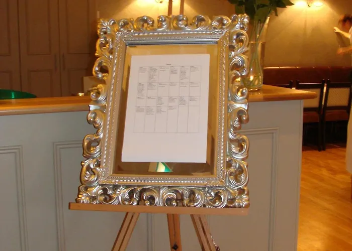 Hotel Creighton Clones