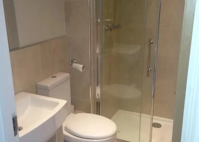 Hotel Creighton Clones